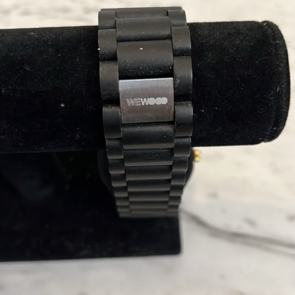 Men's Dark Wood Wewood Lightweight Wood Watch - Picture 4 of 8